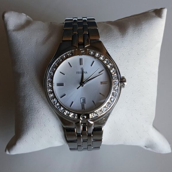 ⌚️Elegant Festina Women's Crystal Bezel Stainless Steel Watch ~ NEVER WORN - Picture 3 of 3